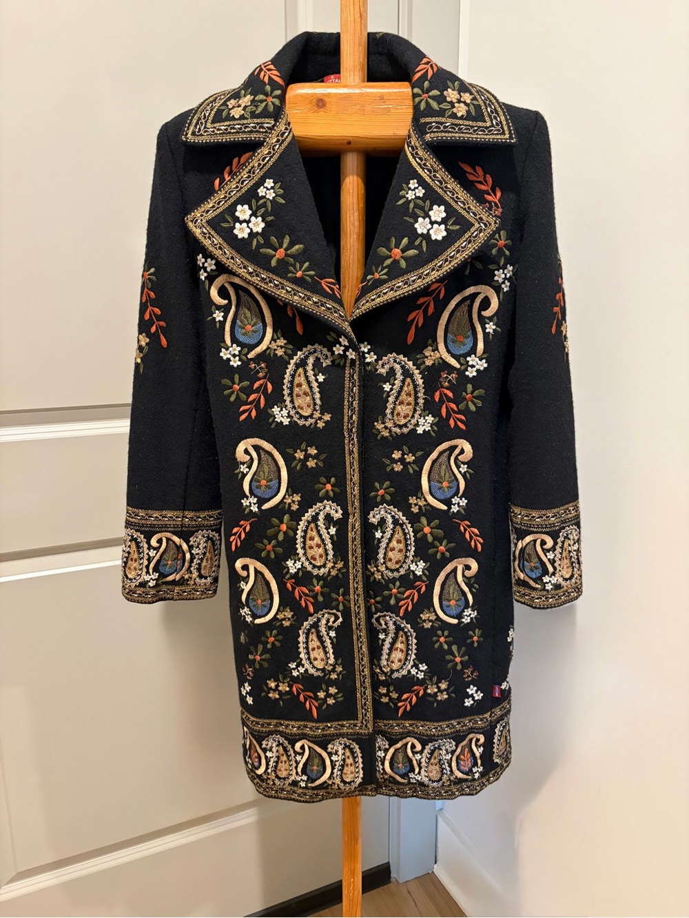 Uttam London Vintage Wool Embroidered Paisley Black Women's Coat Small